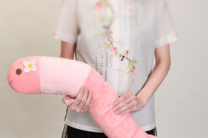 「メダリスト」いのりの“ミミズ”が原寸大でぬいぐるみ化！ 結束いのり＆明浦路司のフィギュアも展開 画像