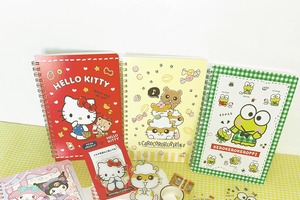 「サンリオ」シナモン、クロミたちが新生活を応援♪ サンキューマートコラボでリングノートやメモスタンドなど文具アイテム登場 画像