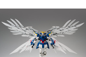 “任務了解”「ガンダムW EW」ウイングガンダムゼロ（EW版）が彩色仕様を新たにフィギュア化！新たな装備＆オリジナルギミックも 画像