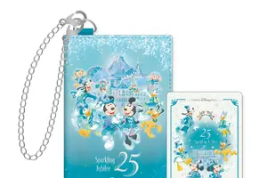 ディズニーファン必見！ミッキーたちが“ジュビリーブルー”の衣装で輝く♪ 限定グッズが登場 画像