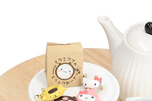 キティやシナモンがドーナツに!? 「サンリオ」ミニチュアサイズのチャームがカプセルトイで登場 画像