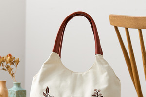 「ムーミン」リトルミイと新生活の準備を♪ 刺繍トートやのれんが新登場！パジャマや小物アイテムも 画像