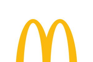 な、なんじゃこりゃ…！マックのコラボ告知が作品大渋滞で「トリプルコラボの可能性か…!?」期待高まる 画像