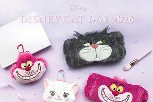 ニャーニャーニャー♪「ディズニー」猫キャラたちがふわふわグッズに！お顔ポーチ＆ヘアバンド【猫の日】 画像