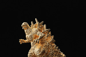 世界で100体限定♪ 「ゴジラ-1.0」金のゴジラ登場！新たなアクションポーズで再び降臨 画像