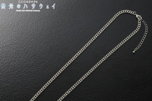 さり気ないマフティーアピール♪ 「機動戦士ガンダム 閃光のハサウェイ」マフティーのエンブレムが入ったアクセが登場 画像