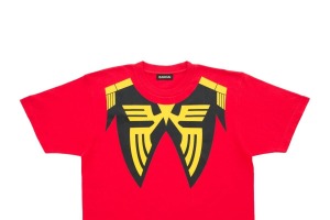 “ご覧の通り軍人だ”「ガンダム」アムロやシャアのなりきりTシャツが登場！あとは仮面さえあればあの“赤い彗星”になれる……！ 画像