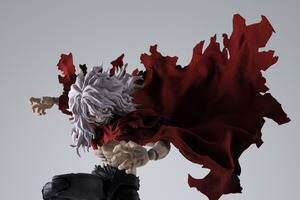 「ぶっ壊れろ！」最終決戦の死柄木が立体化！布製マントをまとった可動フィギュアが登場 画像