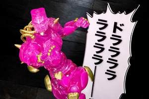 “ドララララララララーッ”「ジョジョ」クレイジー・ダイヤモンドの超像可動フィギュアが登場ッ!!クリアピンク＆ゴールドの豪華仕様!! 画像