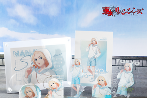 「東リベ」マイキー、千冬、灰谷兄弟ら描き下ろし！ ポップアップが渋谷にて開催♪ 白×水色の涼しげな衣装が◎ 画像