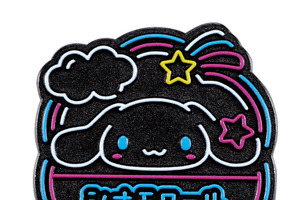 「サンリオ」シナモロール、ポムポムプリンらが“ネオン看板風”ピンバッジに☆ 重厚感×ポップデザインの全8種がガチャに登場 画像