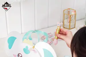 「プリキュア」“ぷちきゅあ”のアイシャドウ、メイクブラシ、お顔ポーチも☆ かわいい「一番くじ」が登場 画像