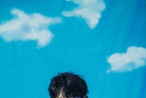 声優・津田健次郎の夏空な爽やかグラビアに釘付け…！蒼井翔太、増田俊樹×八代拓×小野賢章の生写真特典も！「TVガイドVOICE STARS vol.38」全ラインナップ発表 画像
