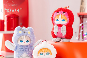ウルトラマンに扮したにゃんこが可愛すぎる♪ 「mofusand×ウルトラマン」話題のコラボアクセぬいぐるみも登場！原宿に「ウルトラマート」オープン 画像