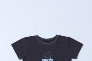 ちいかわのさり気ないシルエットがかわいい♪ 「ちいかわ」×「EMODA」コレクション登場！ トップスやデニム、バッグなど全5型EC先行販売 画像