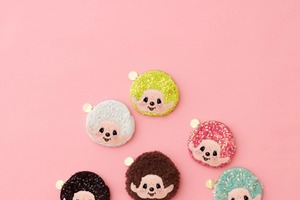 「モンチッチ」キラキラのスパンコールがきらめく☆バッグやポーチが登場！【7月30日より発売】 画像