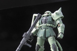 “ええい！よくもジーンを！”「RG 1/144 MS-06F 量産型ザク」が抽選販売中！ アドヴァンスドMSジョイント採用で、隊長機用アンテナ2種と一般兵用頭部が付属！ 画像