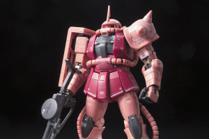 “当たらなければどうということはない”「RG 1/144 MS-06S ザクII」が抽選販売中！ 組立工程を変えるとされるアドヴァンスドMSジョイントを採用したキット 画像