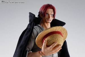 “この戦争を終わらせに来た！！！”「ワンピース」マリンフォード頂上決戦時のシャンクスが「S.H.Figuarts」からフィギュア化！ 付属の麦わら帽子で名シーン再現も 画像