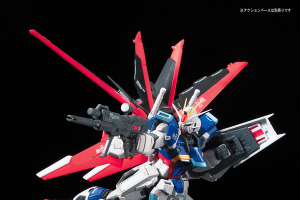 “あんたは俺が討つんだ！今日！ここで！”「ガンダムSEED DESTINY」インパルス＆デスティニーのRGガンプラが抽選販売で手に入る！ シンの愛機を並べて飾ろう 画像