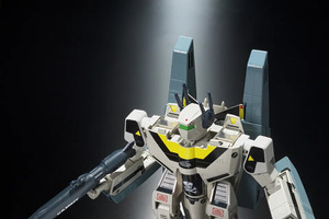 復活！「マクロス」“オリジン”バルキリー第2弾はロイ・フォッカースペシャル！“マニュアル大事にしてる奴は…早死にするぞ！” 画像