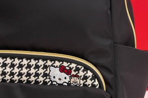 「サンリオ」キティ×千鳥柄のバッグが大人可愛い♪「サマンサタバサ」コラボ全12アイテムが新登場 画像