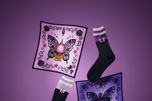 ANNA SUI×まどマギ コラボ！まどか＆ほむらの財布やバッグ、ソウルジェムのネックレスなど登場 画像