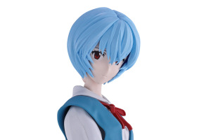 “碇君と一緒にいるとポカポカする”「ヱヴァ」綾波レイが制服姿で立体化！碇シンジが作った味噌汁を飲むシーンも再現可能☆ 画像
