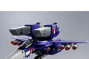 「マクロス」天才マックスの駆る「VF-1J スーパーバルキリー」が初のDX超合金化！ ファイター、バトロイド、ガウォークへの三段変形、翼下には反応弾も装備！ 画像