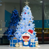 「ドラえもん」藤子・F・不二雄ミュージアムがクリスマスを盛り上げる！のび太やジャイアンをイメージした飾り付けで演出♪・画像