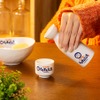 「ちいかわ」くりまんじゅうの新商品が登場！ 光る提灯キーホルダーやおでん皿、アパレルも・画像